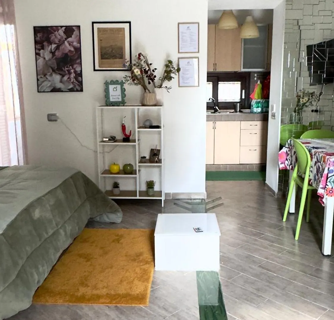 La Casa Di Roy Apartment Naples